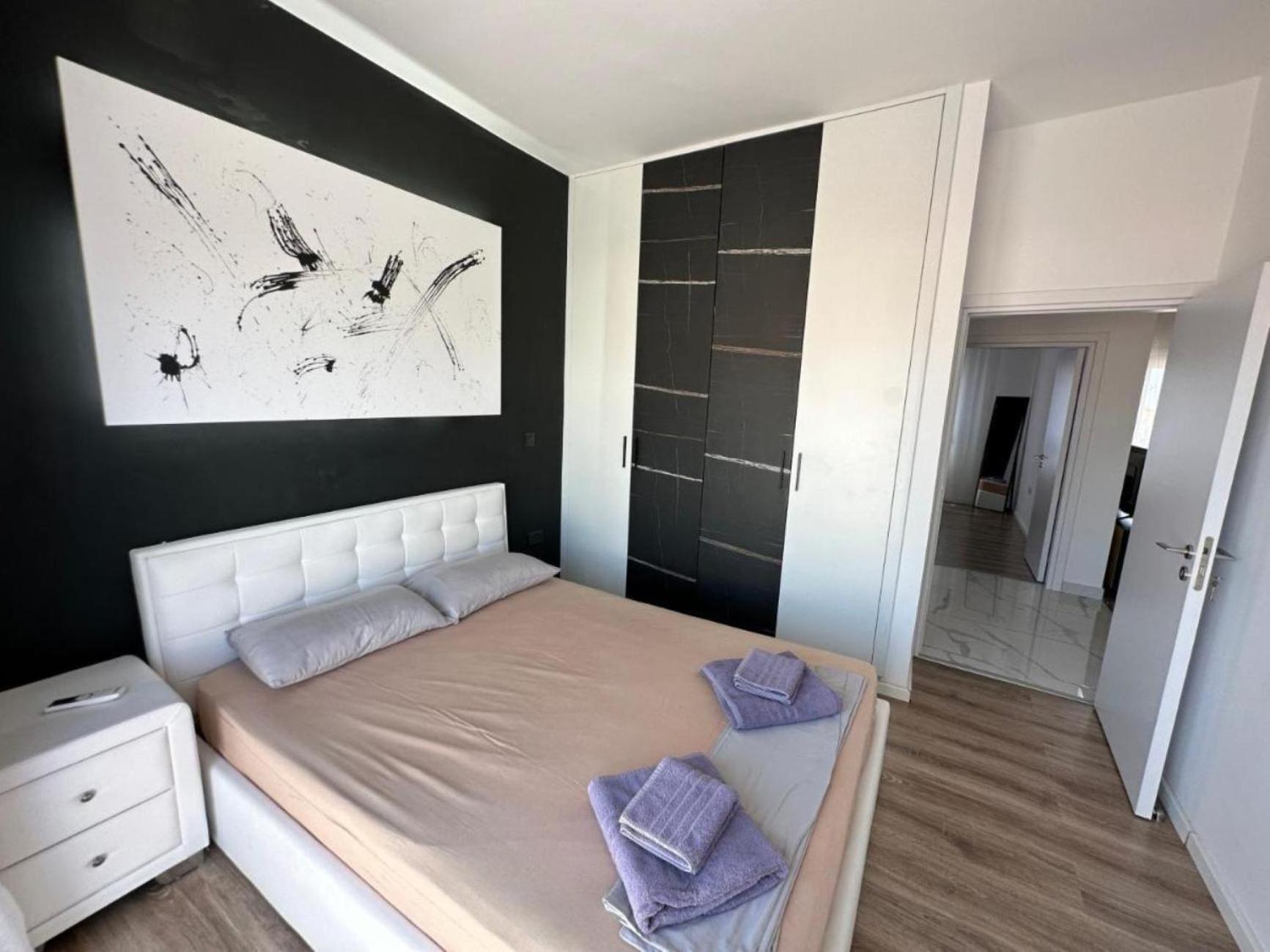 H&O Boulevard Breeze Apartment! Paphos Exterior foto